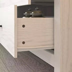 Cassettiera orizzontale a 6 cassetti con venature del legno e maniglie nere per l'arredamento del soggiorno