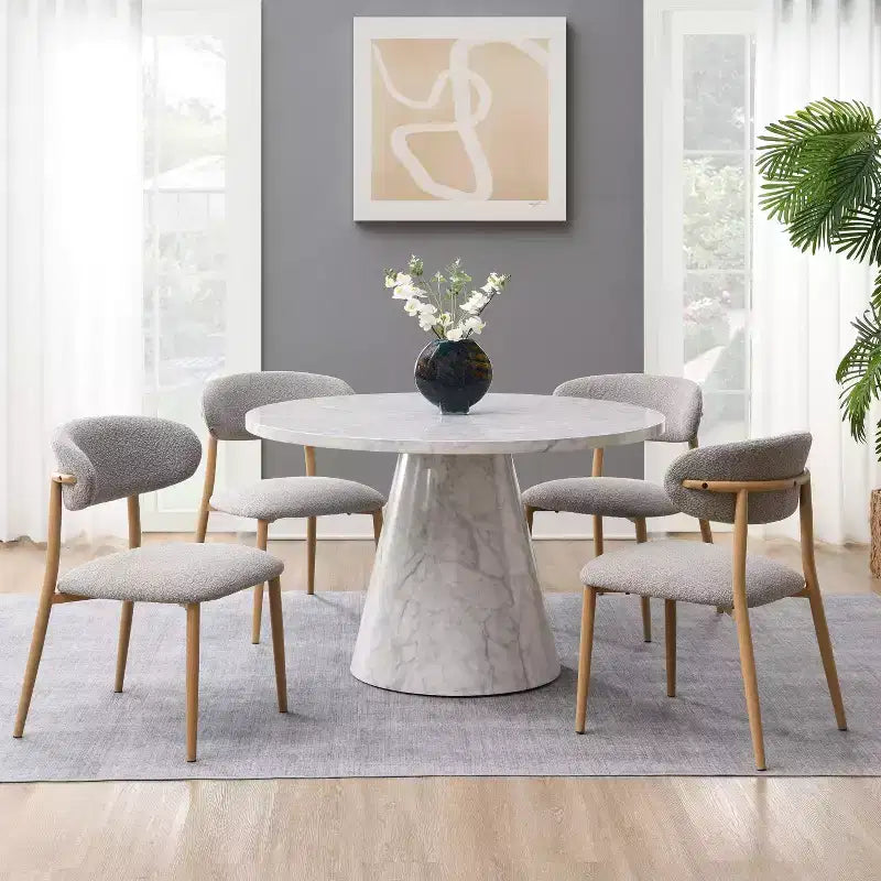 Tavolo da pranzo rotondo con piedistallo Yvonne Marble-Grain da 47"