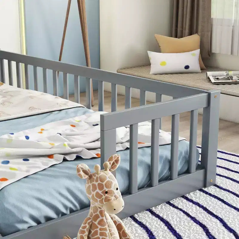 Letto a castello singolo con sponde protettive, pino e legno ingegnerizzato, naturale e grigio, sicuro, robusto, salvaspazio, facile montaggio per bambini