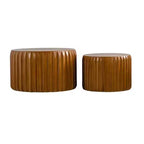 Tavolino da caffè rotondo impilabile Philippa Mid-Century Modern in legno scanalato (2 pezzi)