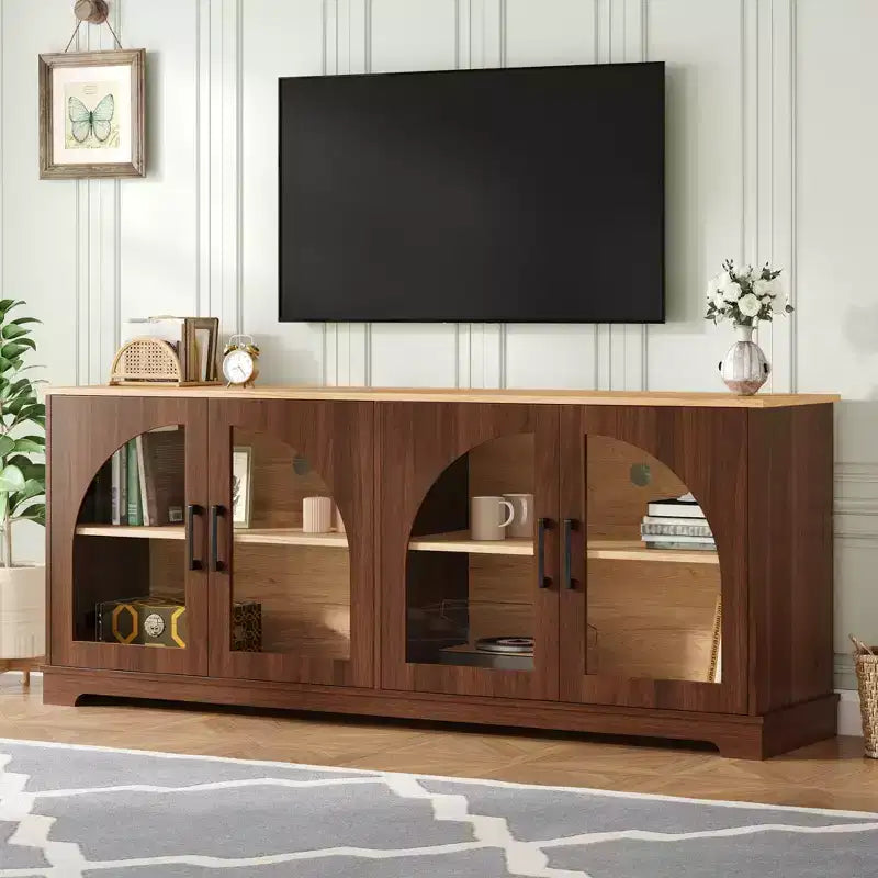 Mobile TV stile rustico con ante in vetro semi-arcate, adatto per TV fino a 70 pollici, madia effetto legno con ripiani regolabili, noce