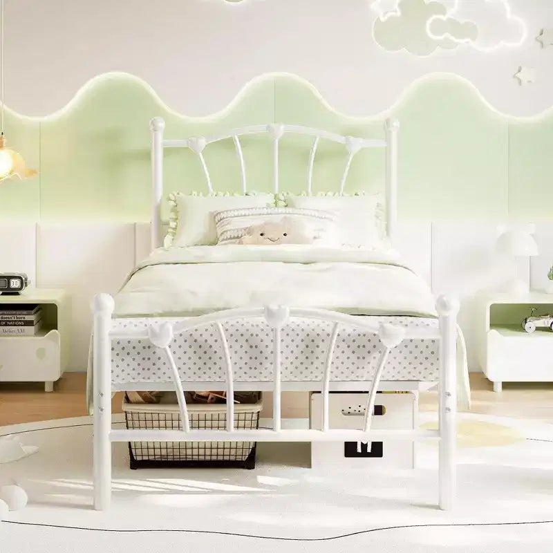 Struttura Letto Matrimoniale in Metallo a Cuore con Testiera e Pediera, Design a Piattaforma con Robusto Supporto a Doghe e Spazio Contenitore Sotto il Letto per Camera da Letto